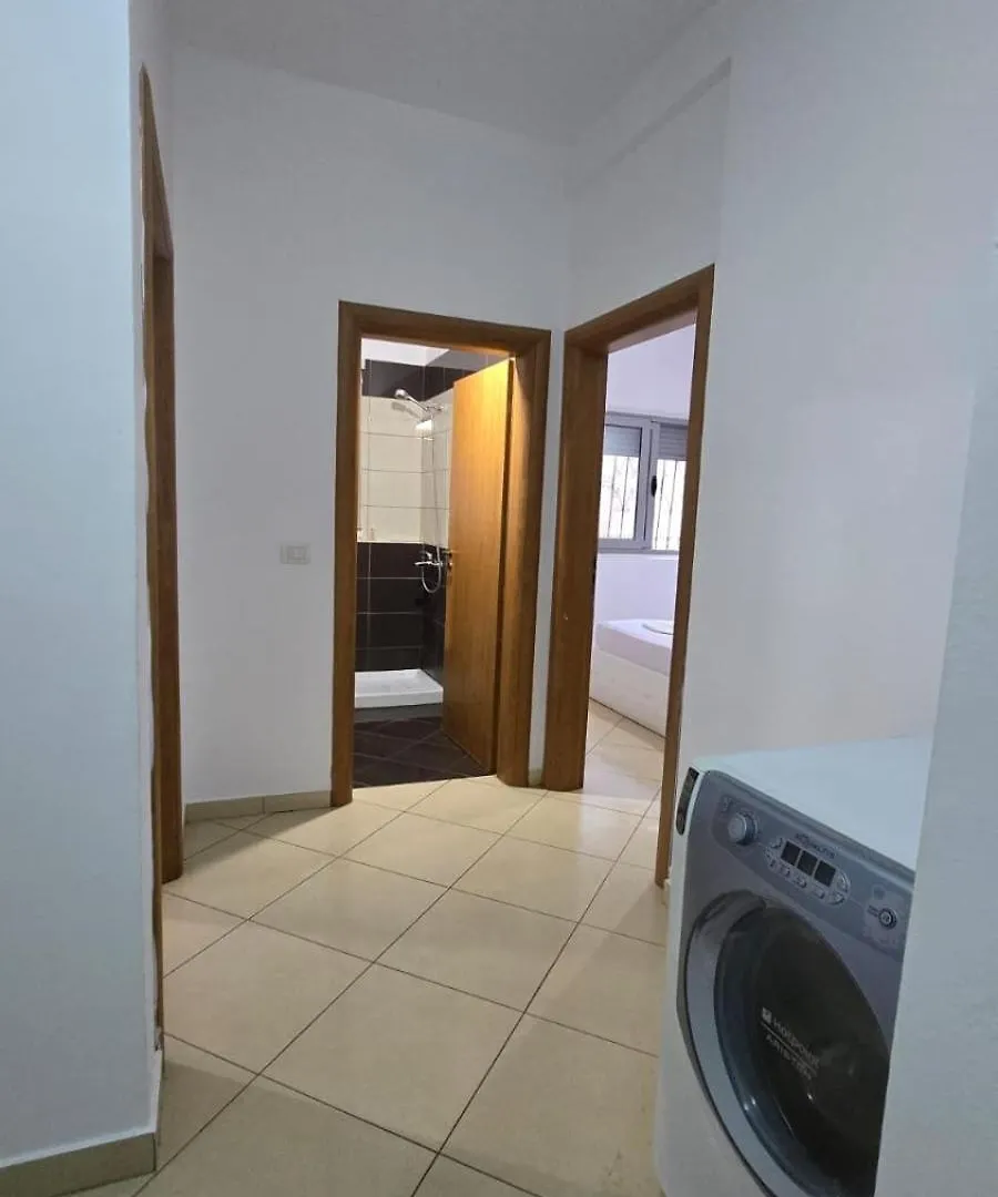 Tirent Apartment - Your Beach Home In Vlorë